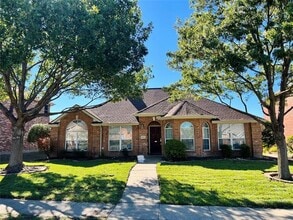 Building Photo - 1435 Kingsley Dr