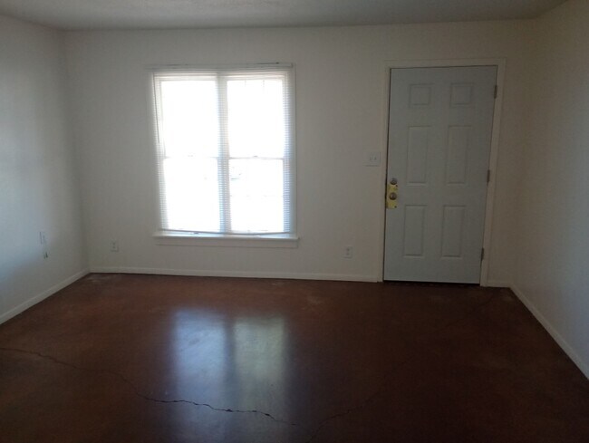 Foto del edificio - S Laredo Ave