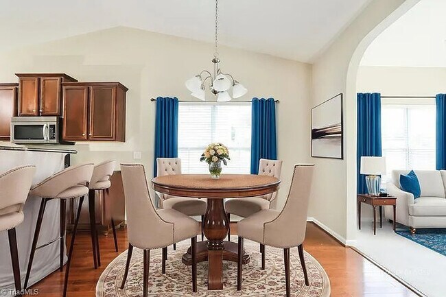 Foto del edificio - Earn Wealth While Leasing - Like a Homeown...
