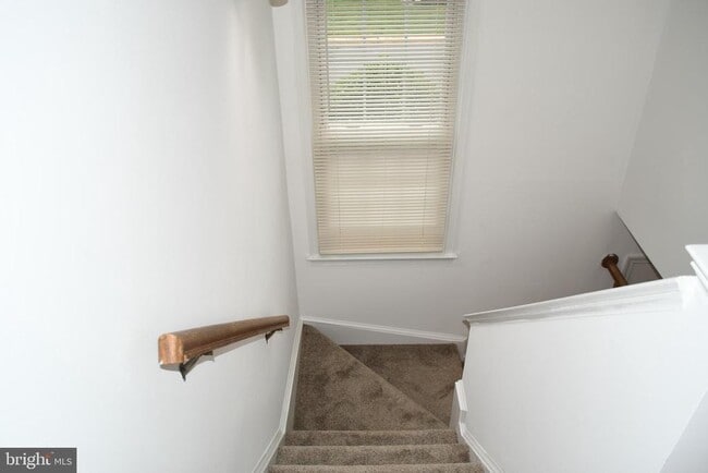 Building Photo - 14380 Gringsby Ct