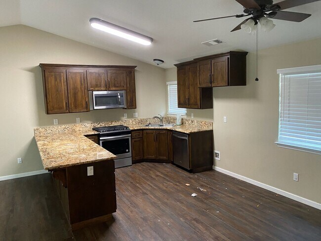 Foto del edificio - 2336 W Packwood Dr
