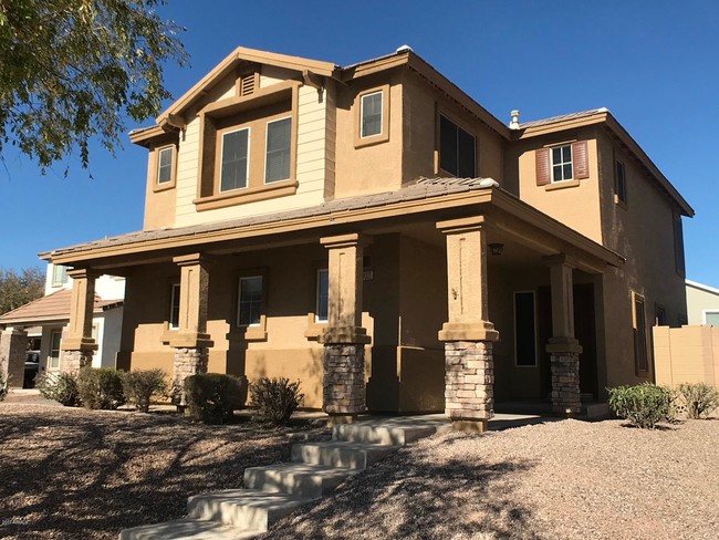 Building Photo - 4002 W Arlington Cir
