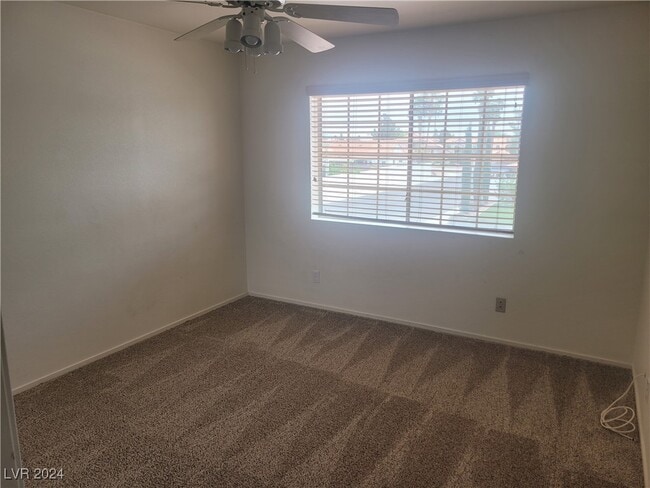 Building Photo - 4013 Forest Knoll Ln