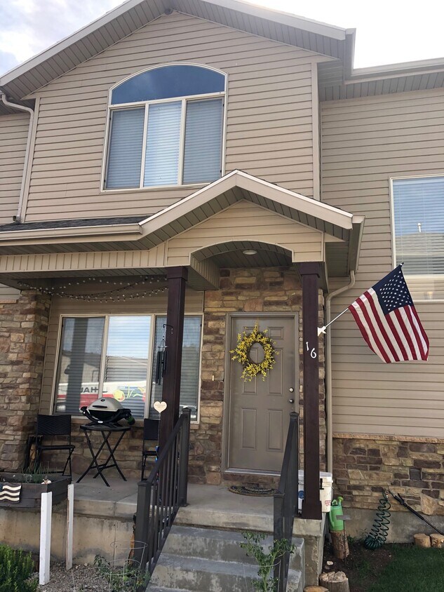1596 W 300 S, Vernal, UT 84078 Townhome Rentals in Vernal UT