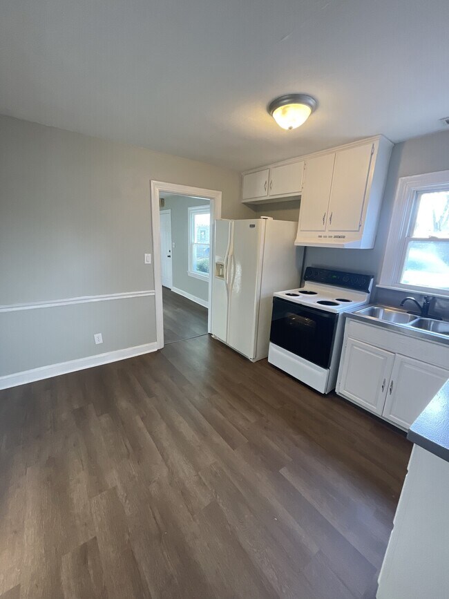 Building Photo - Virginia