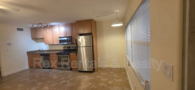 Foto del edificio - 224 6th Ave N
