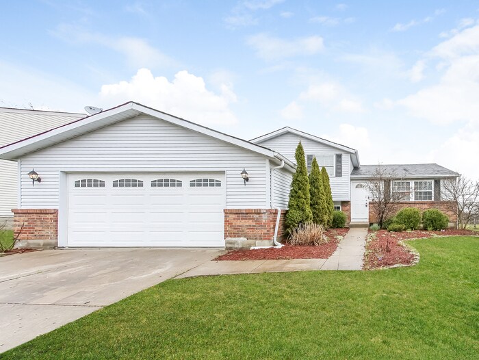 11596 New Hope Dr, Cincinnati, OH 45240 House Rental in Cincinnati