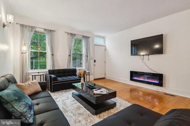 Foto del edificio - 1124 Christian St