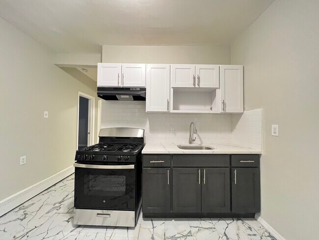 Foto del edificio - 235 Peshine Ave