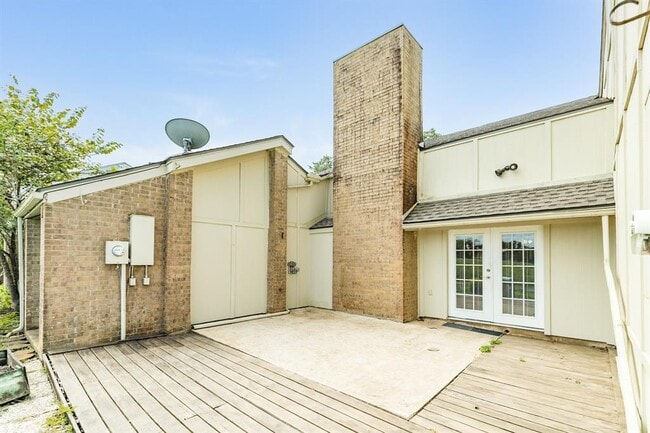Building Photo - 1821 Veranda Dr