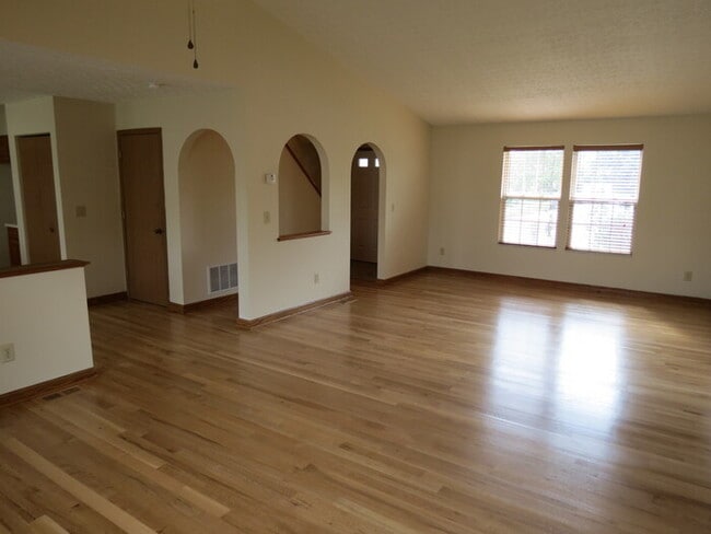 Building Photo - 5451 Bentonhurst Ct