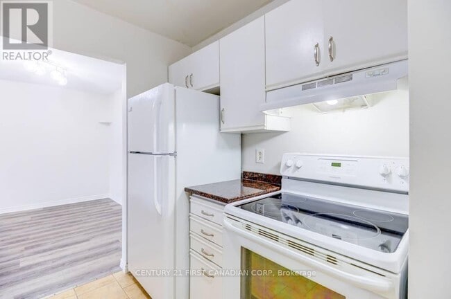 Building Photo - 148 Conway Dr