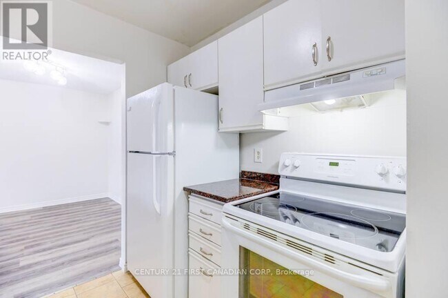 Photo du bâtiment - 148 Conway Dr