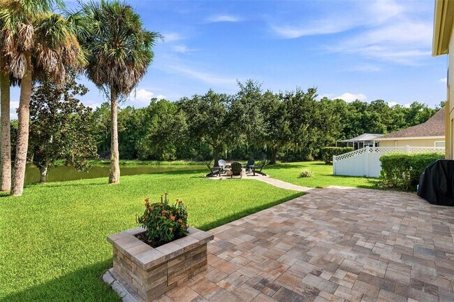 Building Photo - 2734 Silvermoss Dr