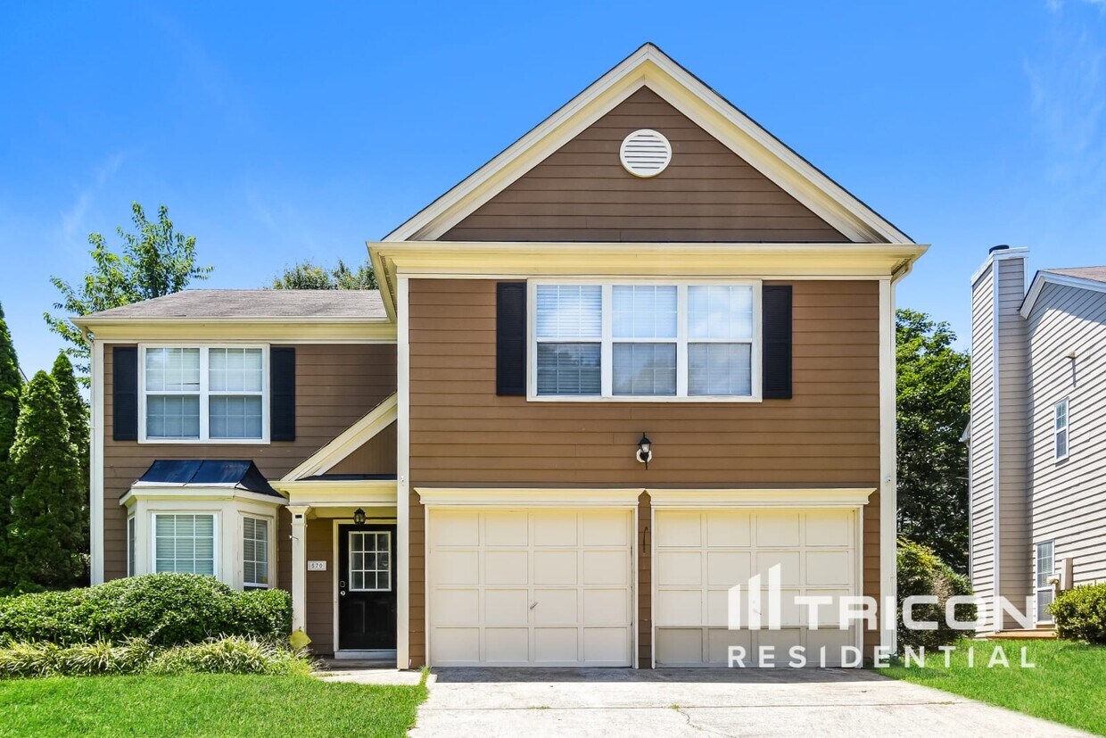 Primary Photo - 570 Lullingstone Dr SE