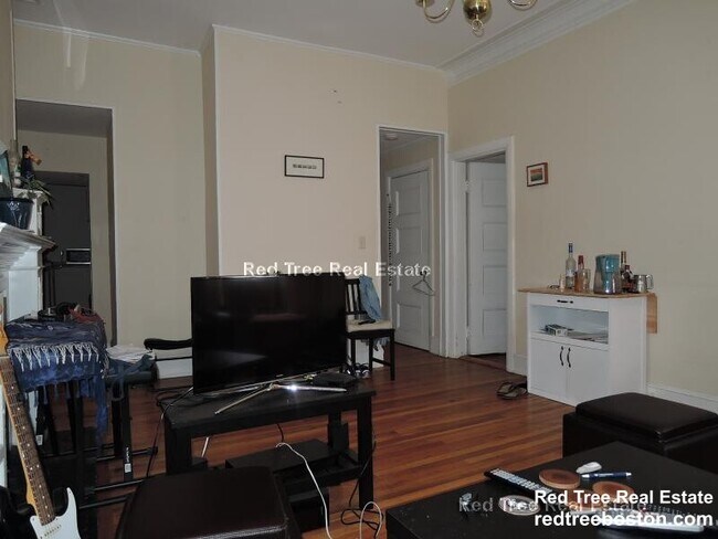 Foto del edificio - 206 Commonwealth Ave