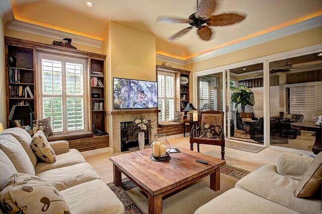 Building Photo - 14499 Cypress Island Cir