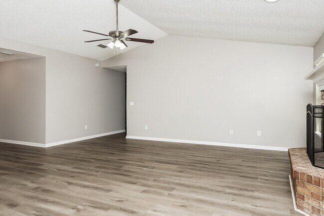 Foto del edificio - 2929 Owl Ct