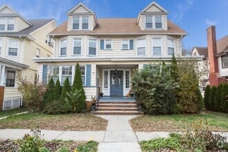 Building Photo - 66 Essex Ave