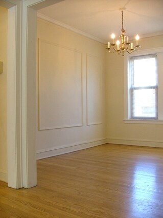 Sala de estar - 230 S Maple