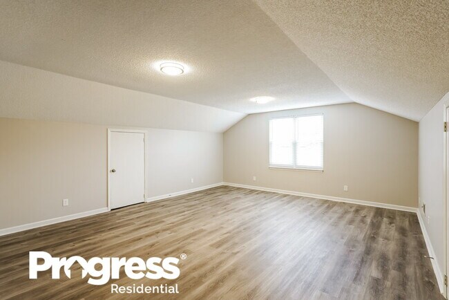 Foto del edificio - 810 Water View Terrace