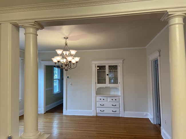 Dining room - 475 Prospect Ave