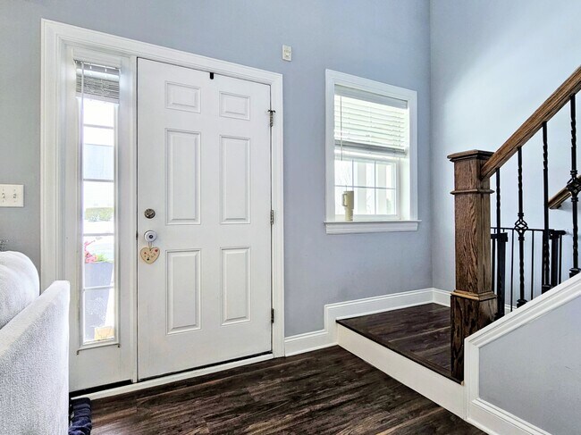 Foto del edificio - 634 Brentwood Dr