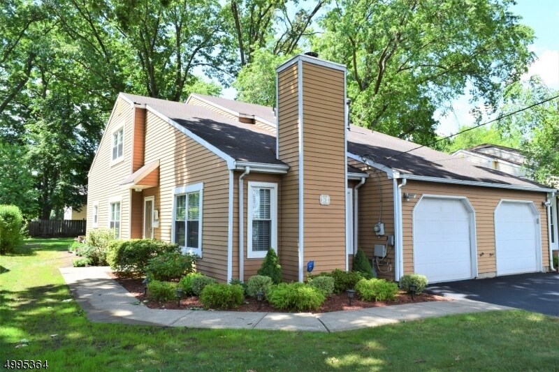 215 Myrtle Ave, Westfield, NJ 07090 House Rental in Westfield, NJ