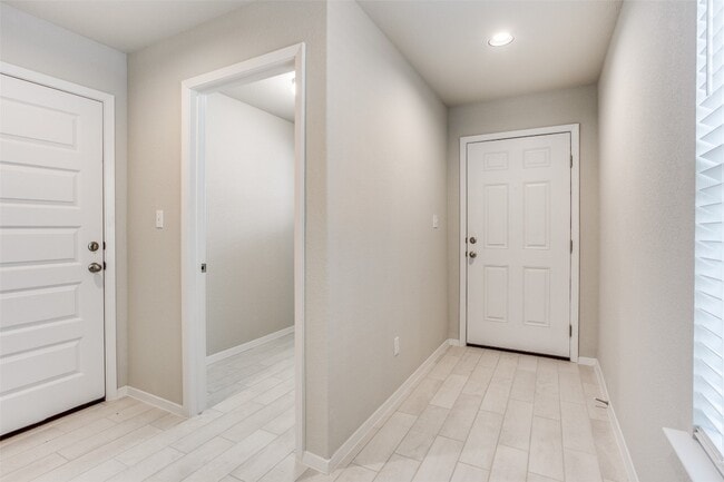 Building Photo - 168 Heather Glen Way