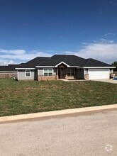 Building Photo - 329 Hondo Rd