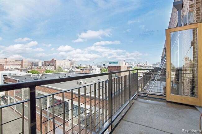 Foto del edificio - 444 W Willis St