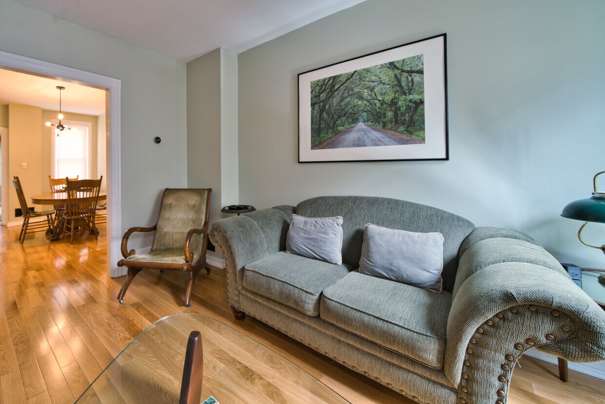 Foto principal - 913 Penn St
