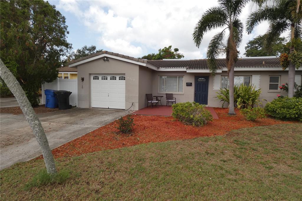 Foto principal - 8468 7th Way N