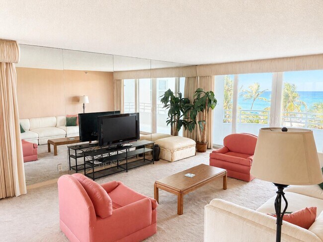 Building Photo - 3407 S Ocean Blvd