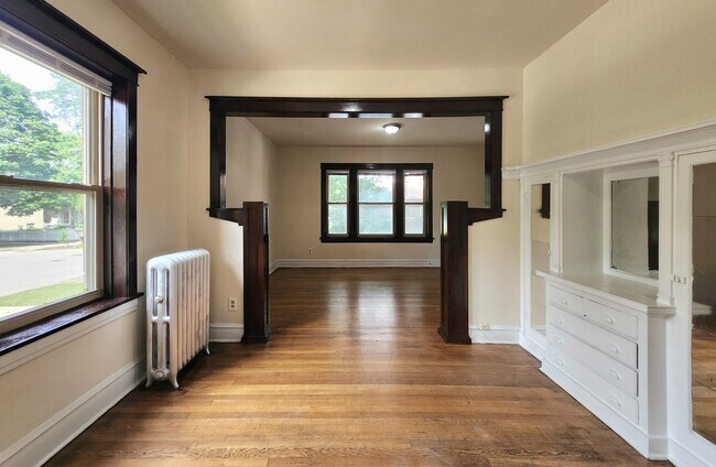 Foto del edificio - 4901 W Cullom Ave