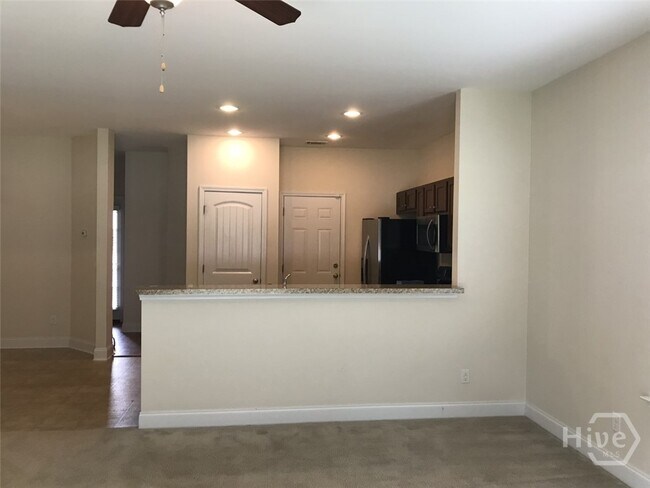 Foto del edificio - 210 Canyon Oak Loop
