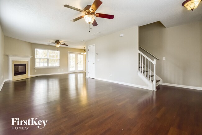 Foto del edificio - 44 Glenmaura Way NW