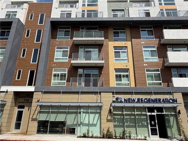 Foto del edificio - 168 S Monterey St