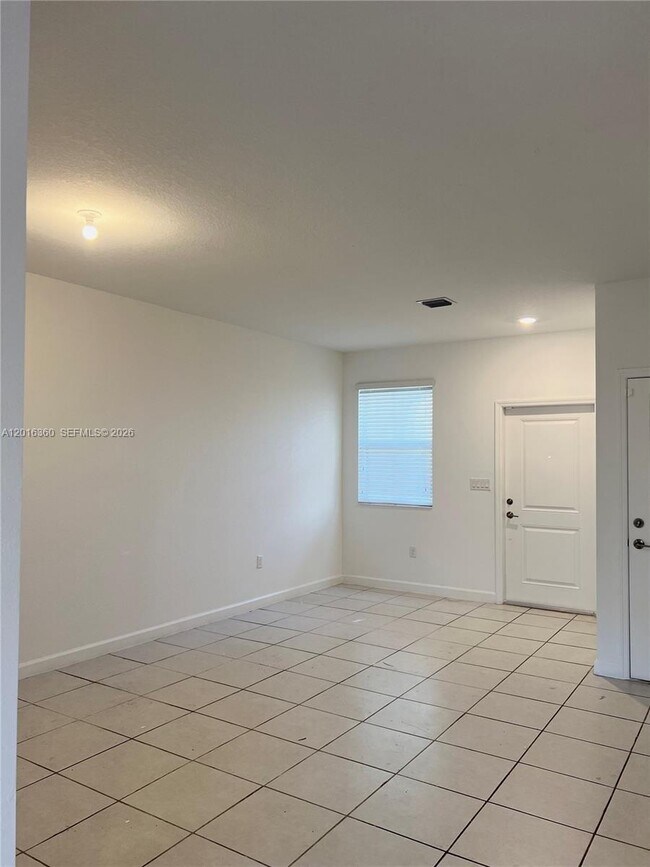 Foto del edificio - 1211 SE 27th Terrace