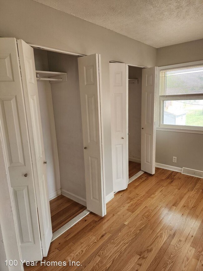 Building Photo - 3 br, 2 bath House - 129 s 111th St