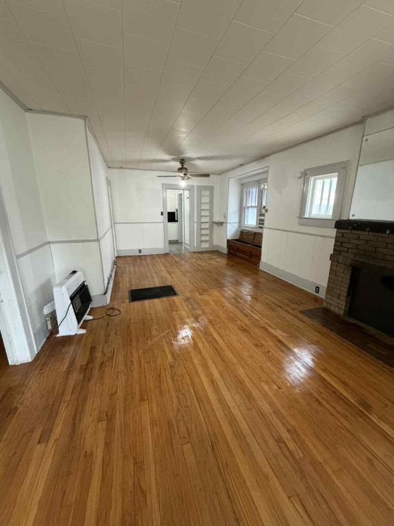 Building Photo - 1108 Grove St