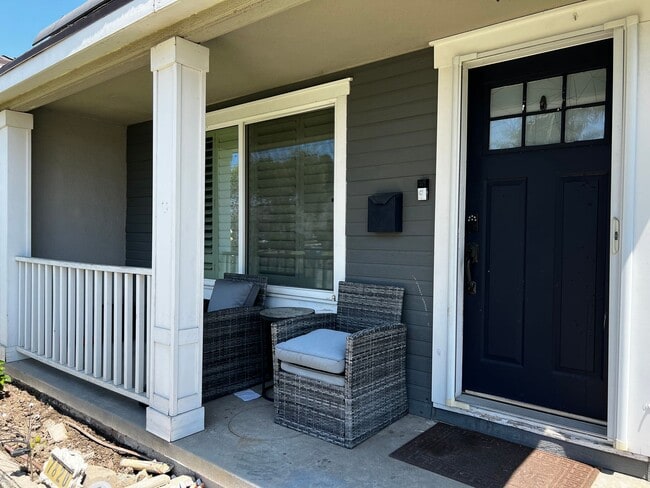 Foto del edificio - 3 Bed 2 Bath Home For Rent in an Excellent...