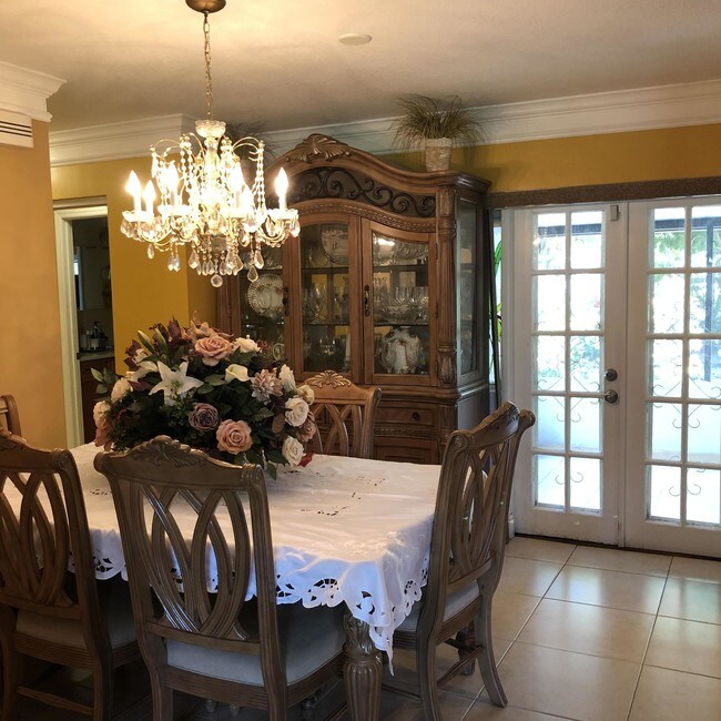 Foto del edificio - 1544  West Road