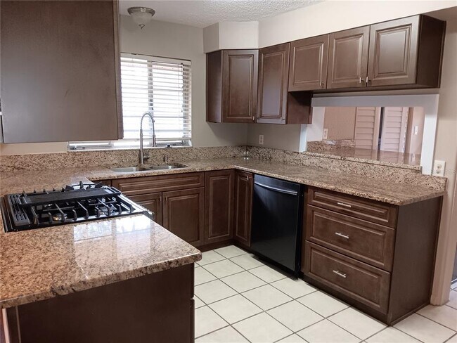 Foto del edificio - 929 Citrus Ave