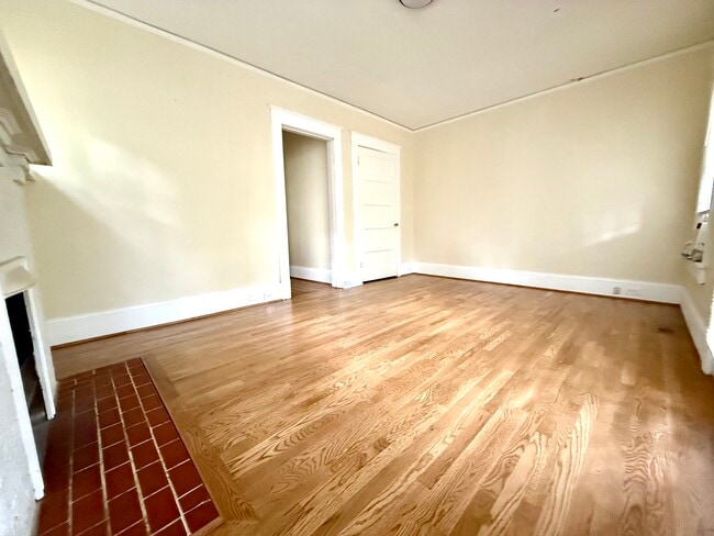 Building Photo - 809 Rankin Pl
