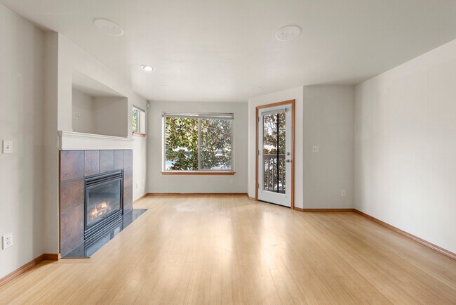 Photo - 12314 33rd Ave NE Townhome