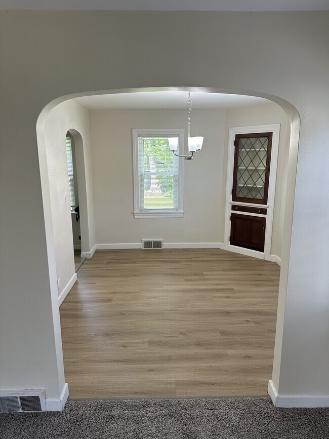 Foto del edificio - 38-40 Beechwood Drive