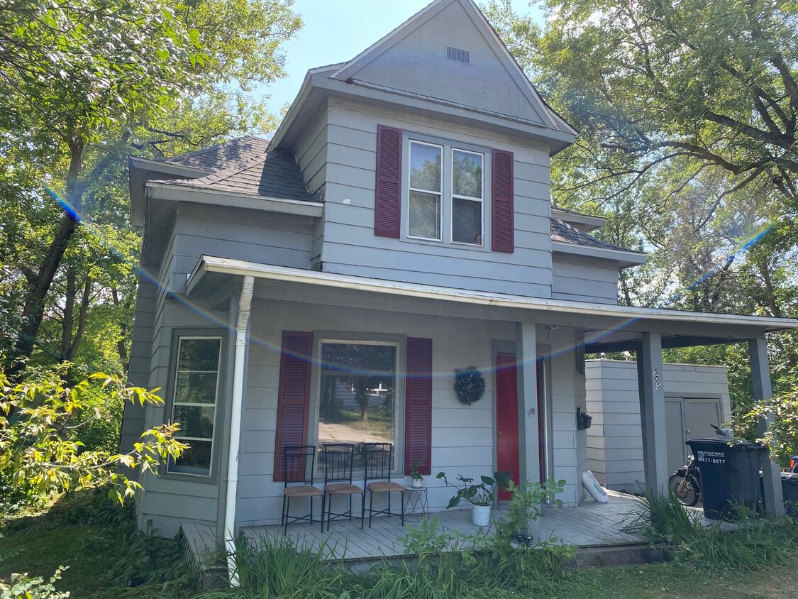 Primary Photo - 505 W Phillips Street