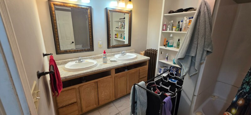 Foto principal - 994 Reaney Ave E