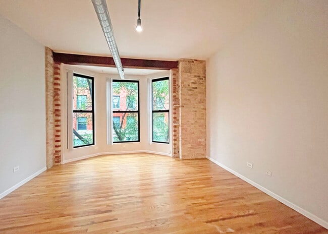 Building Photo - 1300 N Milwaukee Ave